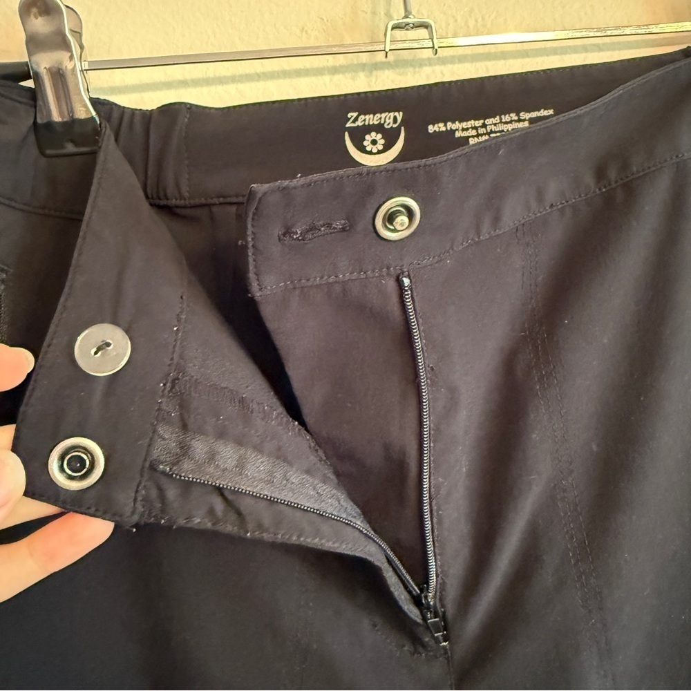 Zenergy by Chicos black pants size 1 - Picture 4 of 7